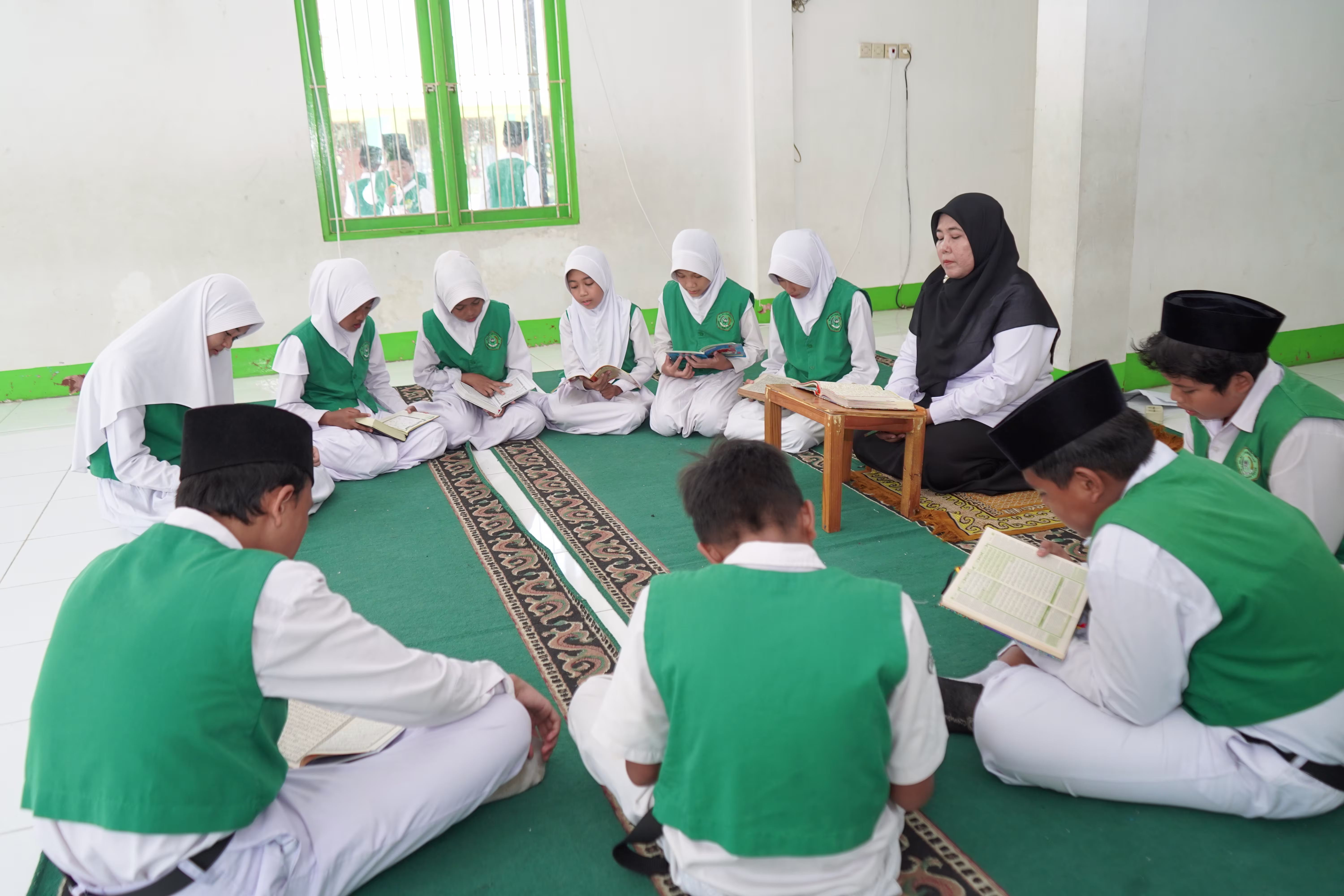 Mencetak Generasi Qurani: MI Al-Jamhuriyah Luncurkan Kelas Intensif Tahfidz Al-Quran