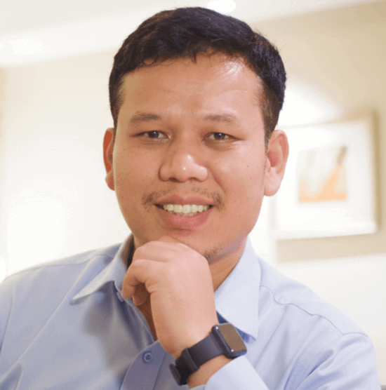 Mukhlis S.Kom